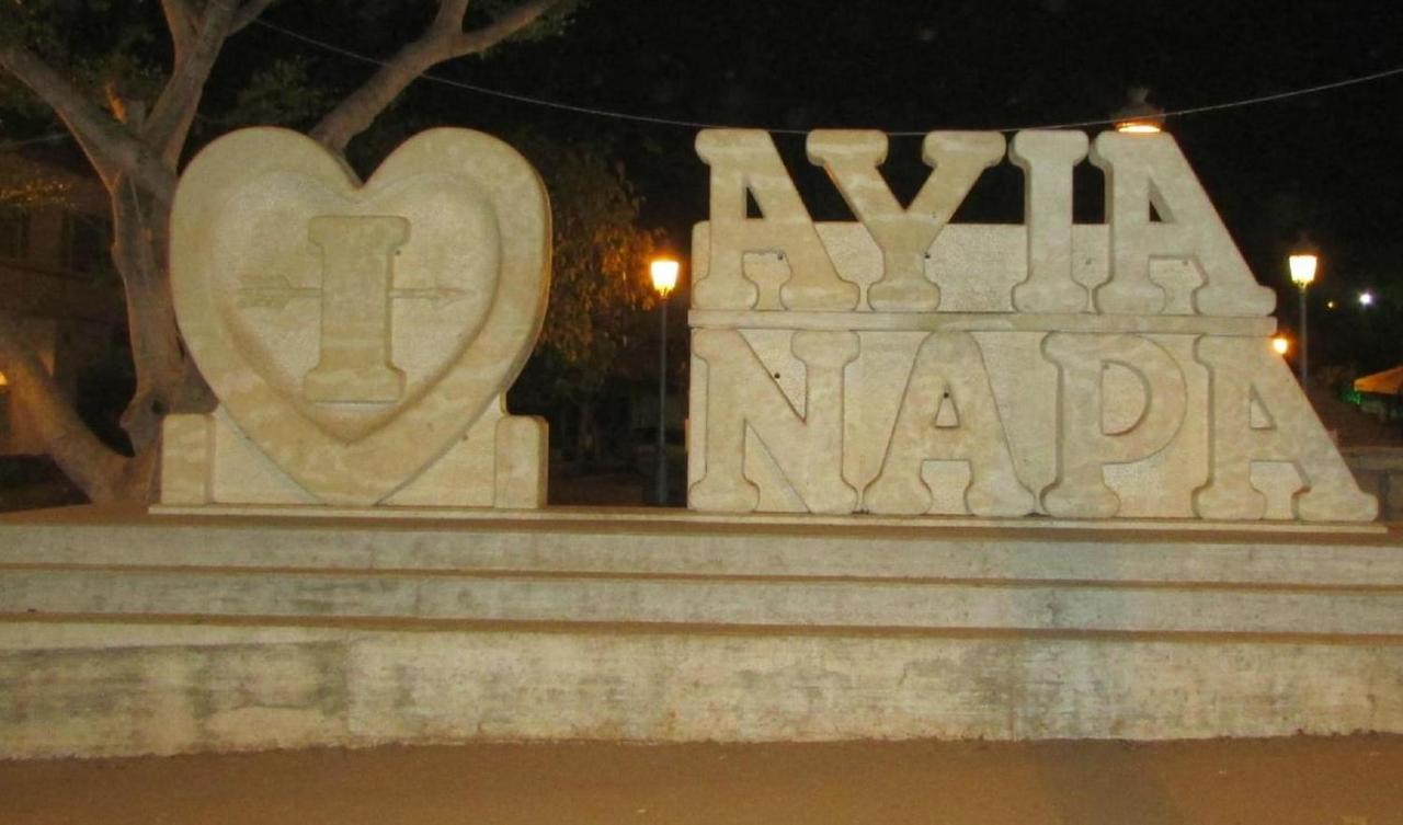 Spiros Luxury Apartments Agia Napa Exterior foto